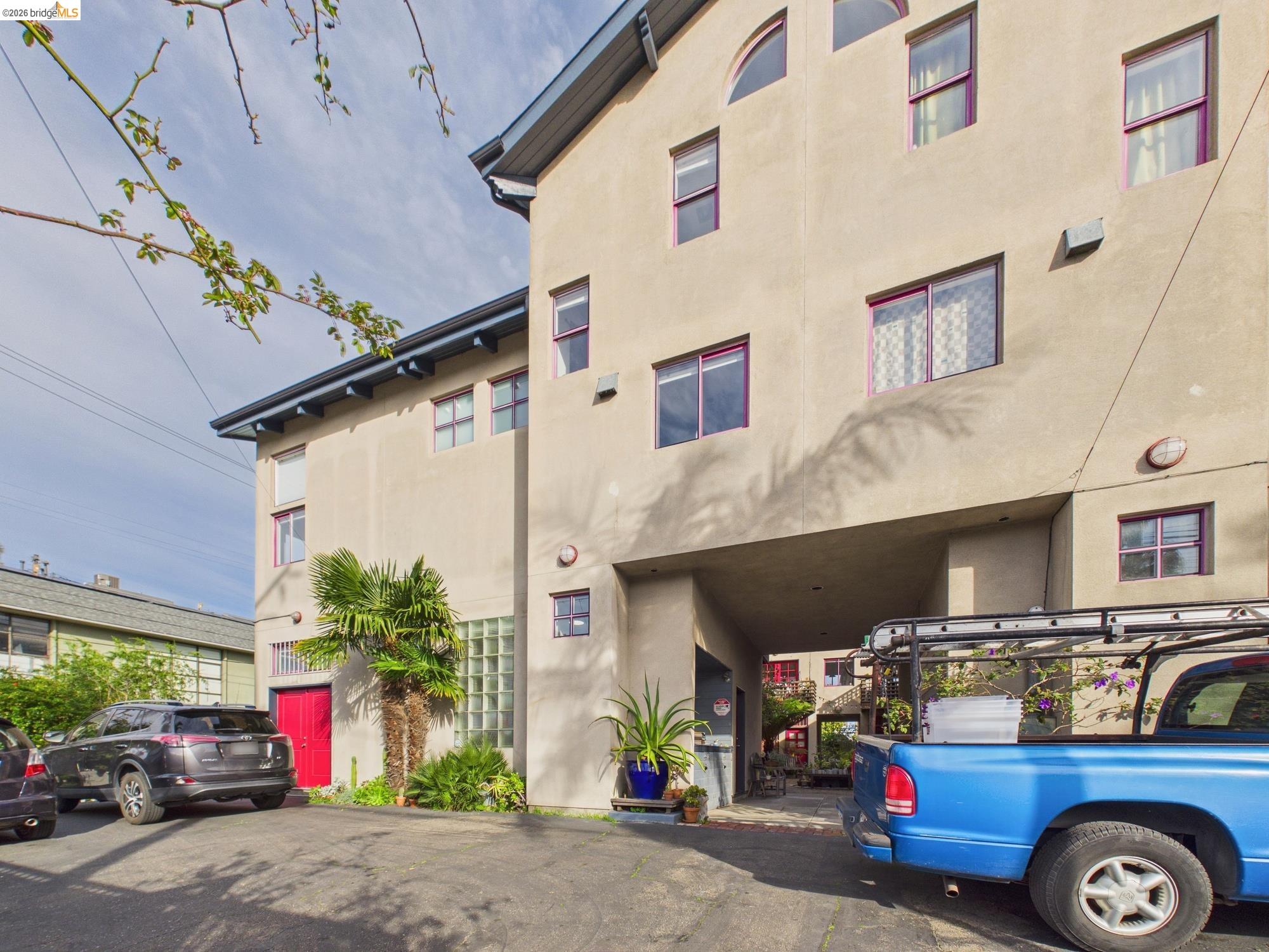 2932 Filbert Street, Unit 2 Oakland, CA 94608 - Photo 37 of 38