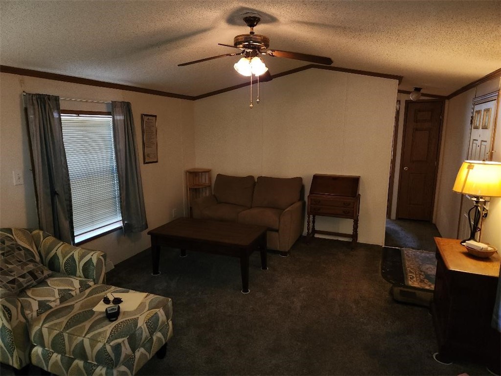 27 Woodward Road Lincoln, RI 02865 - Photo 11 of 28 Living Room
