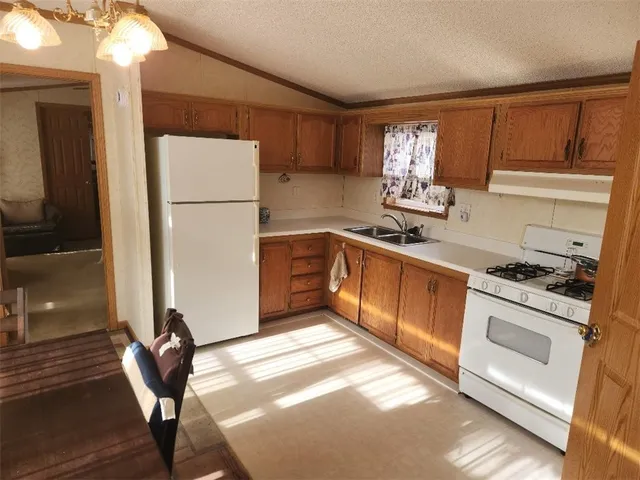 $172,900 | 27 Woodward Road, Lincoln, RI 02865