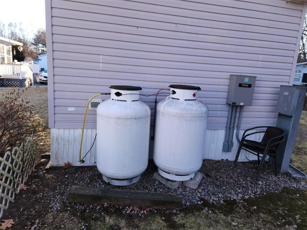 27 Woodward Road Lincoln, RI 02865 - Photo 28 of 28