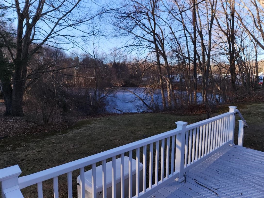 27 Woodward Road Lincoln, RI 02865 - Photo 9 of 28