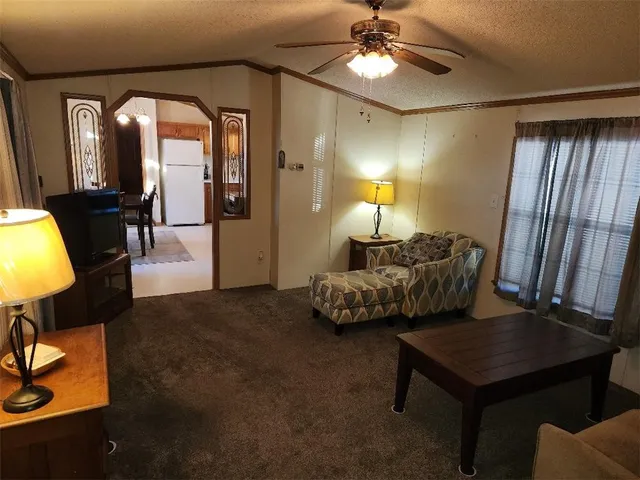 $172,900 | 27 Woodward Road, Lincoln, RI 02865