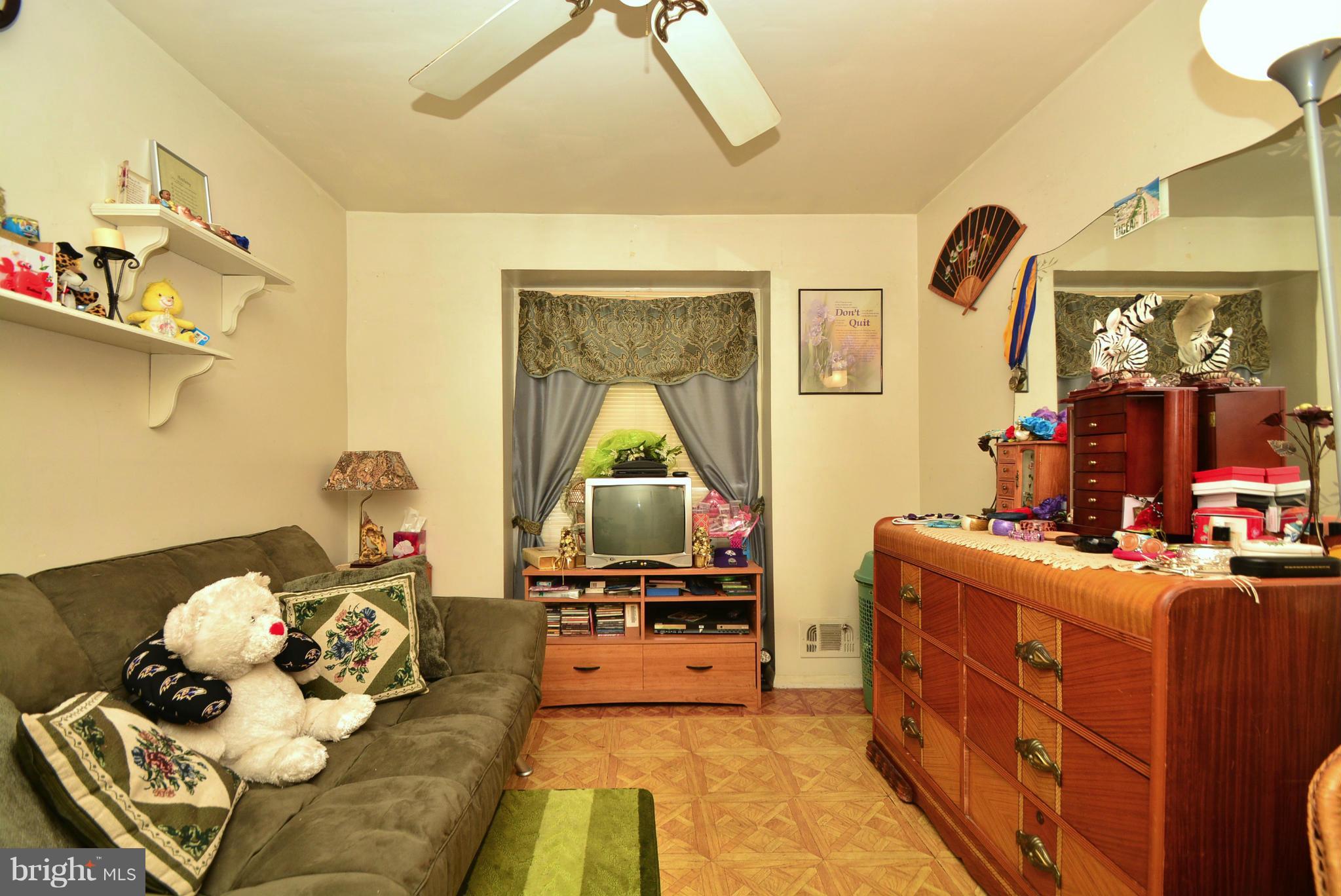 5649 Leiden Road Baltimore, MD 21206 - Photo 16 of 28 Bedroom