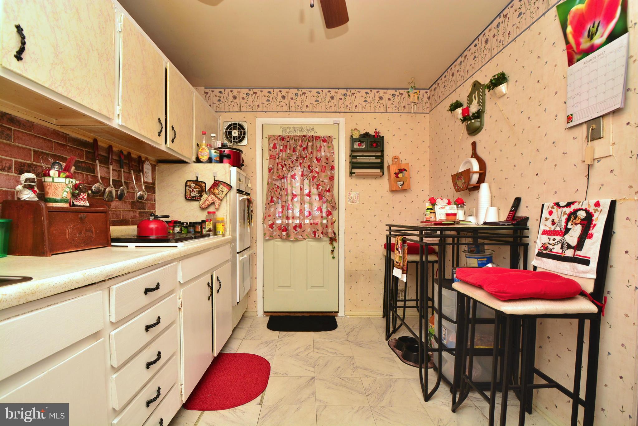5649 Leiden Road Baltimore, MD 21206 - Photo 10 of 28 Kitchen