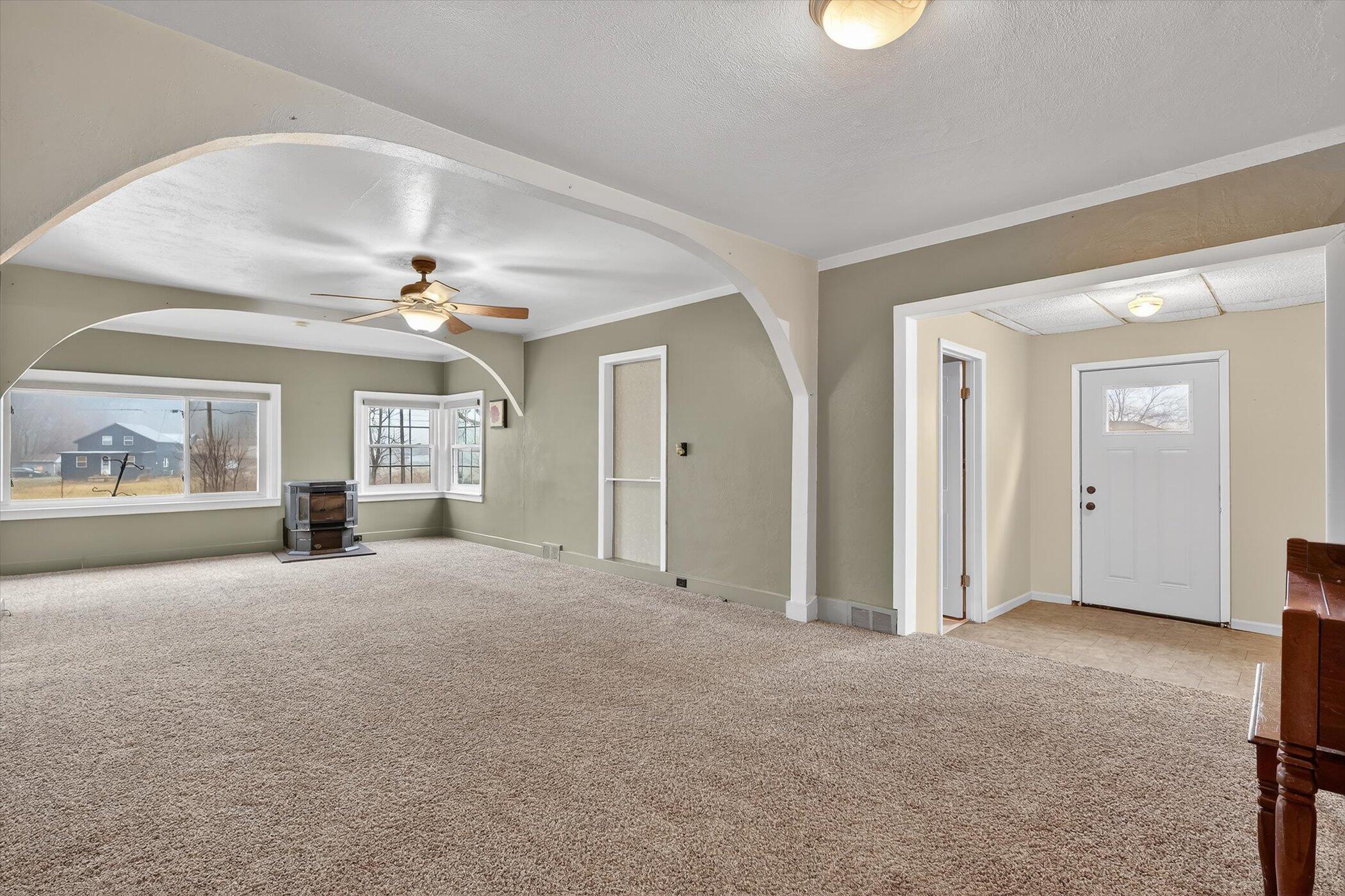 1187 Haynor Road Ionia, MI 48846 - Photo 10 of 35 04-1187 Haynor Rd Ionia-Windowstill