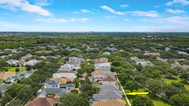 $974,900 | 117 Poinciana Drive, Jupiter, FL 33458