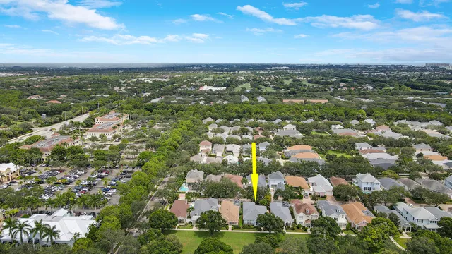 $974,900 | 117 Poinciana Drive, Jupiter, FL 33458
