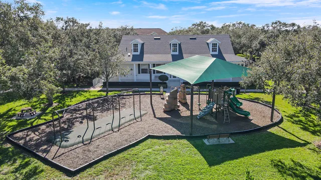 $974,900 | 117 Poinciana Drive, Jupiter, FL 33458