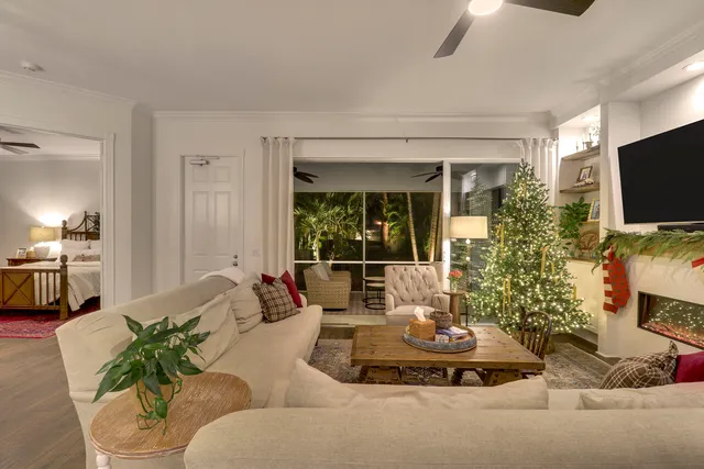 $974,900 | 117 Poinciana Drive, Jupiter, FL 33458