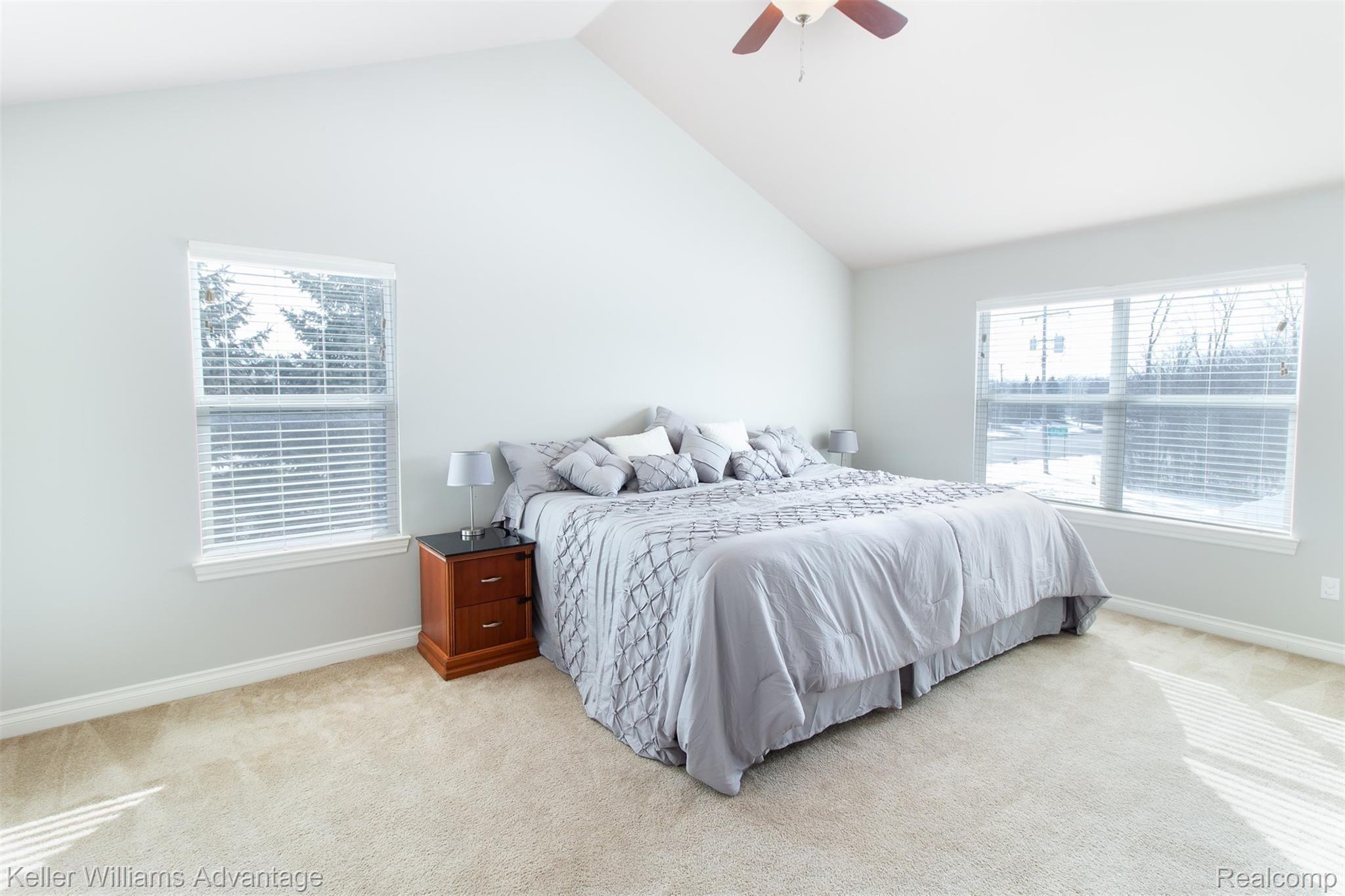 29447 Geraldine Road Farmington, MI 48336 - Photo 5 of 35 GeraldineRd_29447_MasterBed_01.jpg