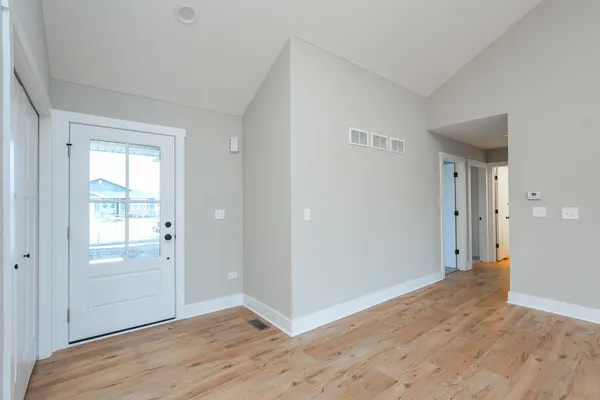 $405,000 | 5564 Old Manor Road, Bourbonnais, IL 60914