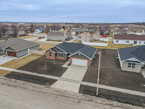 $405,000 | 5564 Old Manor Road, Bourbonnais, IL 60914