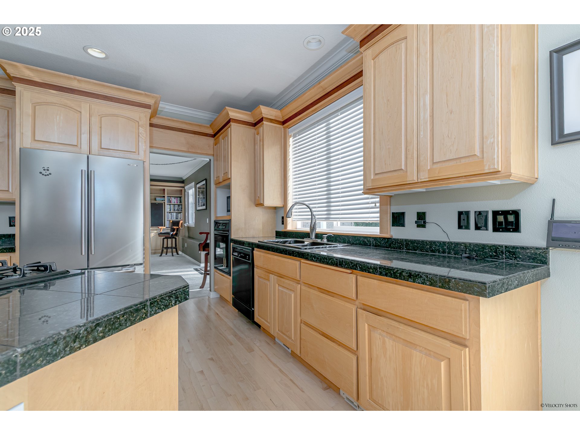 14732 Southeast Duke Street Portland, OR 97236 - Photo 13 of 45 Gallery Image 13