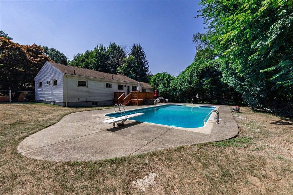 80 Forest Street Saugus, MA 01906 - Photo 36 of 37