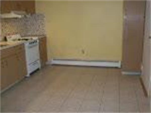 59 Prospect Street, Unit D3 Marblehead, MA 01945 - Photo 3 of 6 Gallery Image 3