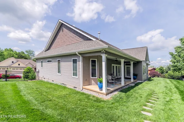 $799,900 | 109 Niwodihi Trail, Vonore, TN 37885