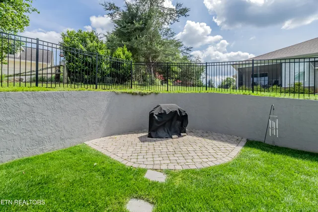 $799,900 | 109 Niwodihi Trail, Vonore, TN 37885