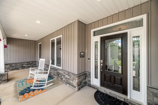 $799,900 | 109 Niwodihi Trail, Vonore, TN 37885