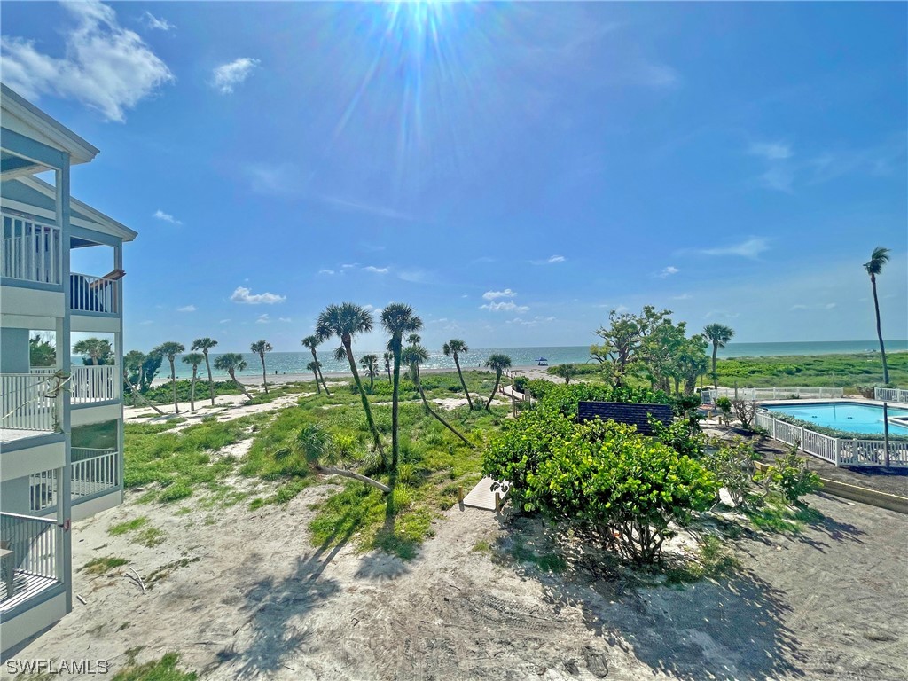 2521 Beach Villas Captiva, FL 33924 - Photo 3 of 50 a view of a garden