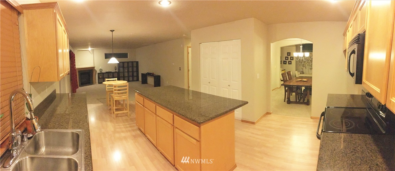 5305 Northeast 11th Court Renton, WA 98059 - Photo 6 of 13