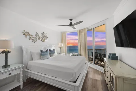 $975,000 | 15300 Emerald Coast Parkway, Unit 1205, Destin, FL 32541