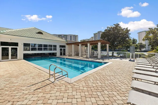 $975,000 | 15300 Emerald Coast Parkway, Unit 1205, Destin, FL 32541
