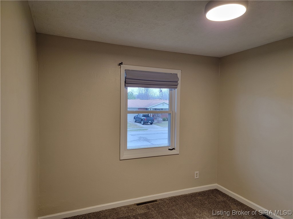425 Mouser Street Madison, IN 47250 - Photo 9 of 18