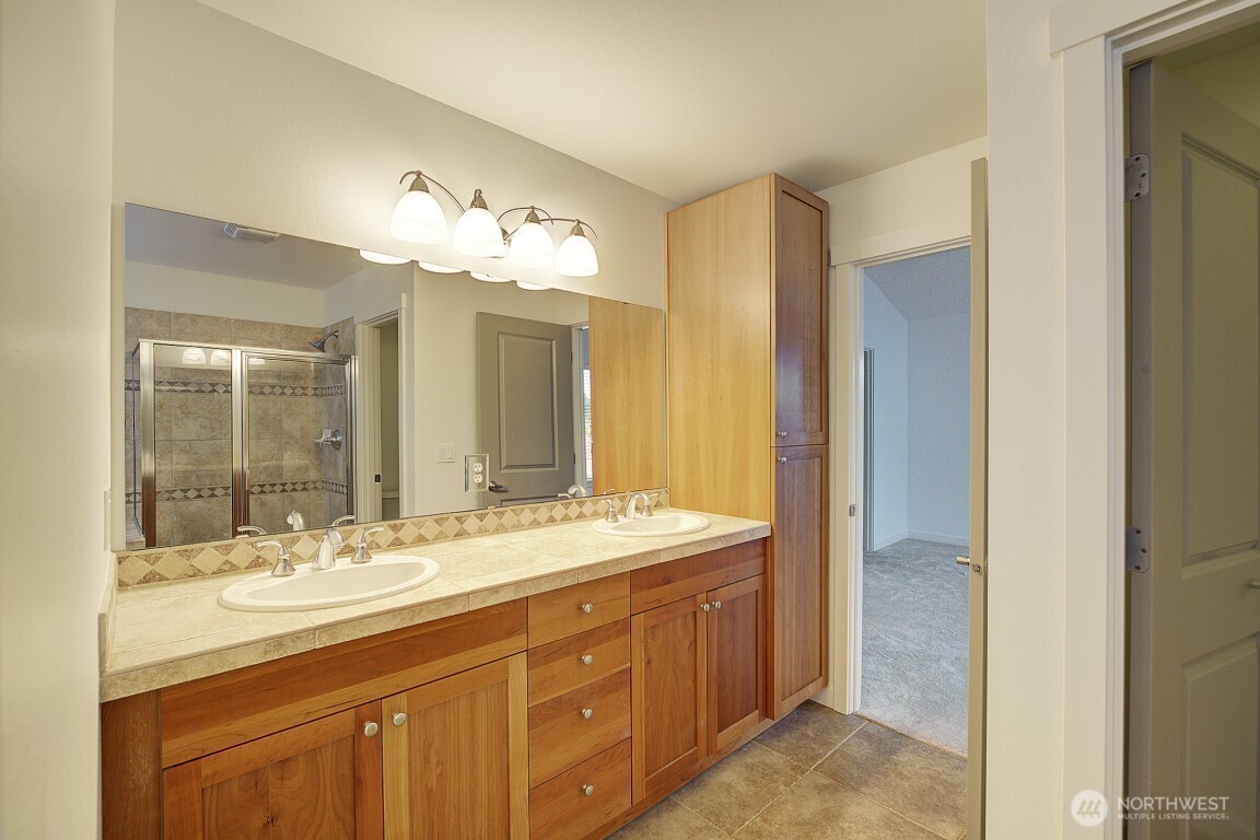 597 Alpine Ridge Place Northwest Issaquah, WA 98027 - Photo 35 of 39