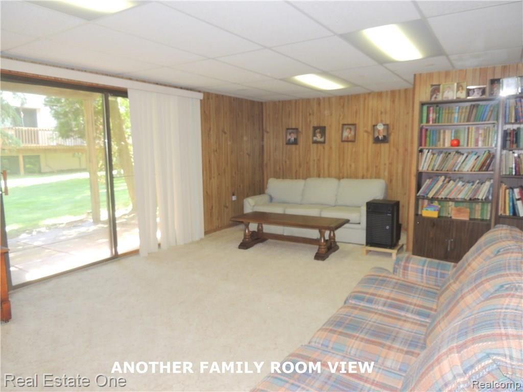 404 Willow Grove Lane, Unit 20 Rochester, MI 48307 - Photo 20 of 34