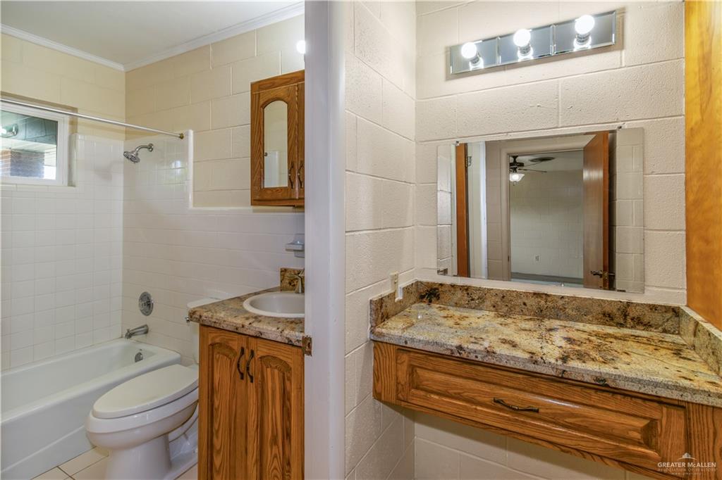 28664 South Altas Palmas Road Harlingen, TX 78552 - Photo 15 of 31