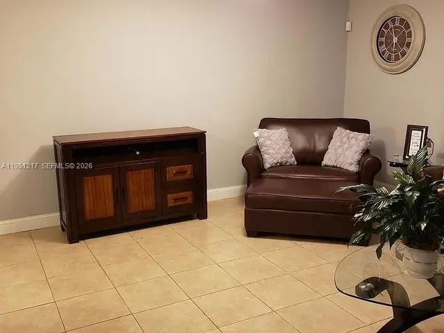 $2,500 | 1100 Salzedo Street, Unit 1A, Coral Gables, FL 33134