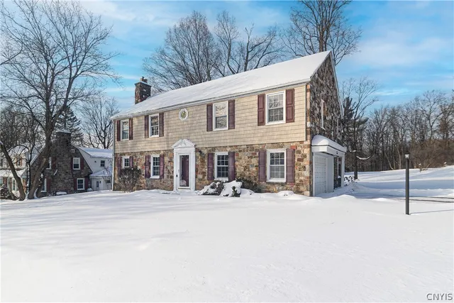 $380,000 | 5 Glen Crest Boulevard, New Hartford, NY 13413