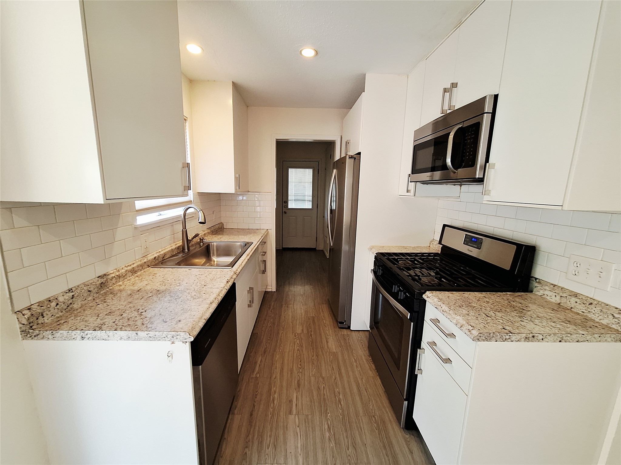 1200 Inland Greens, Unit A Austin, TX 78758 - Photo 6 of 18