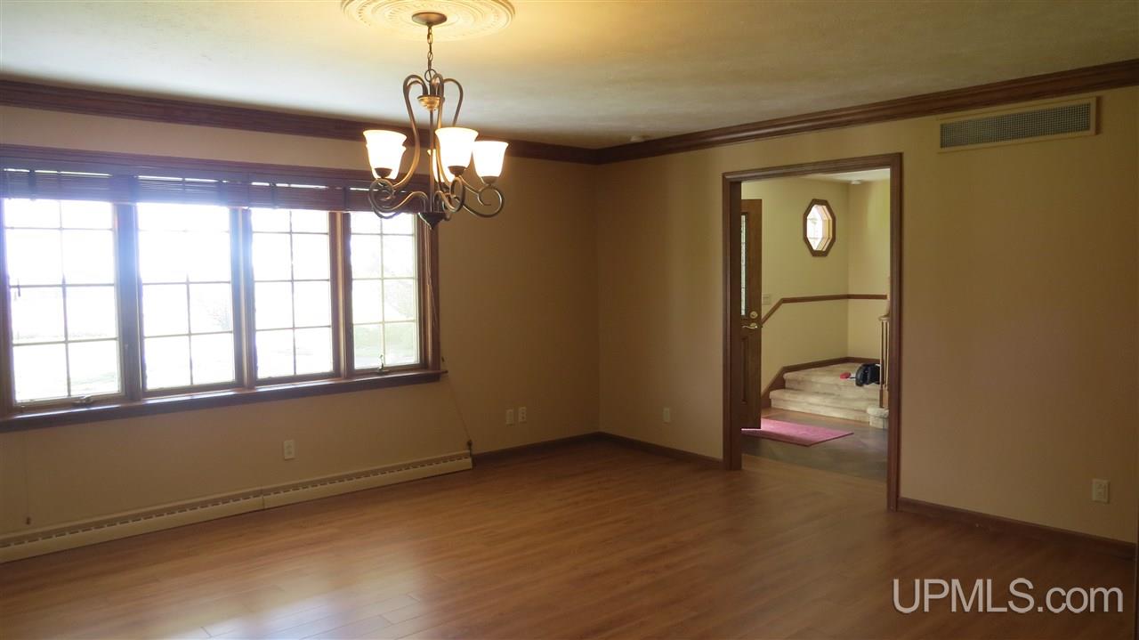 6507 H 25 Escanaba, MI 49829 - Photo 5 of 36