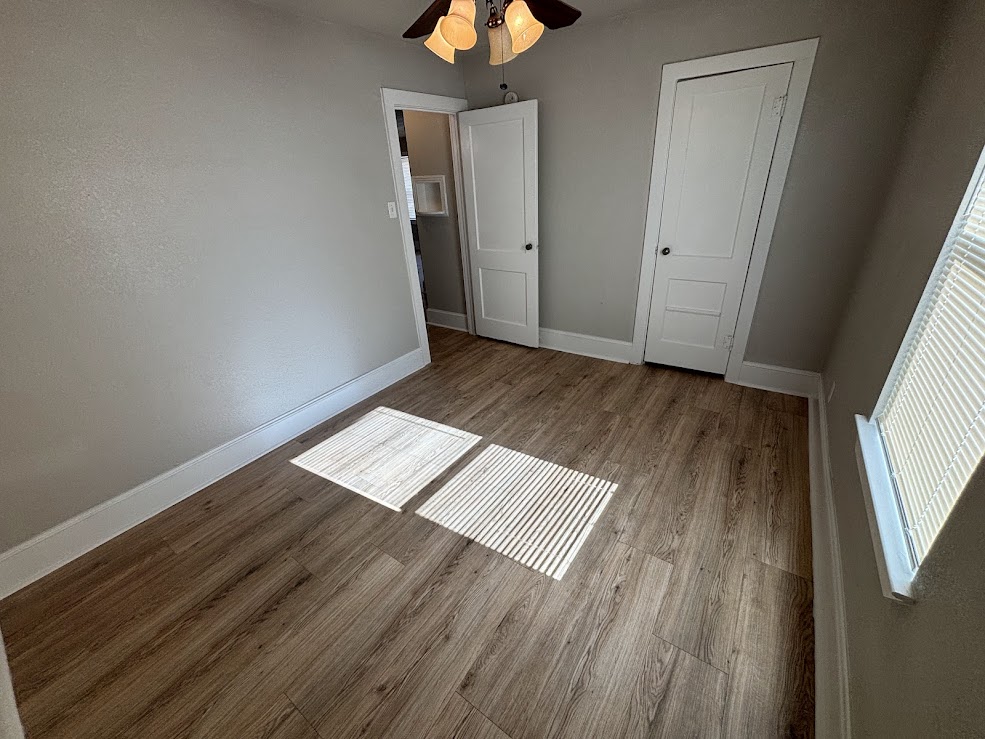 505 Clarke Street Austin, TX 78745 - Photo 11 of 17