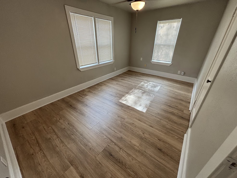 505 Clarke Street Austin, TX 78745 - Photo 7 of 17