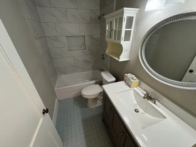 $1,595 | 505 Clarke Street, Austin, TX 78745