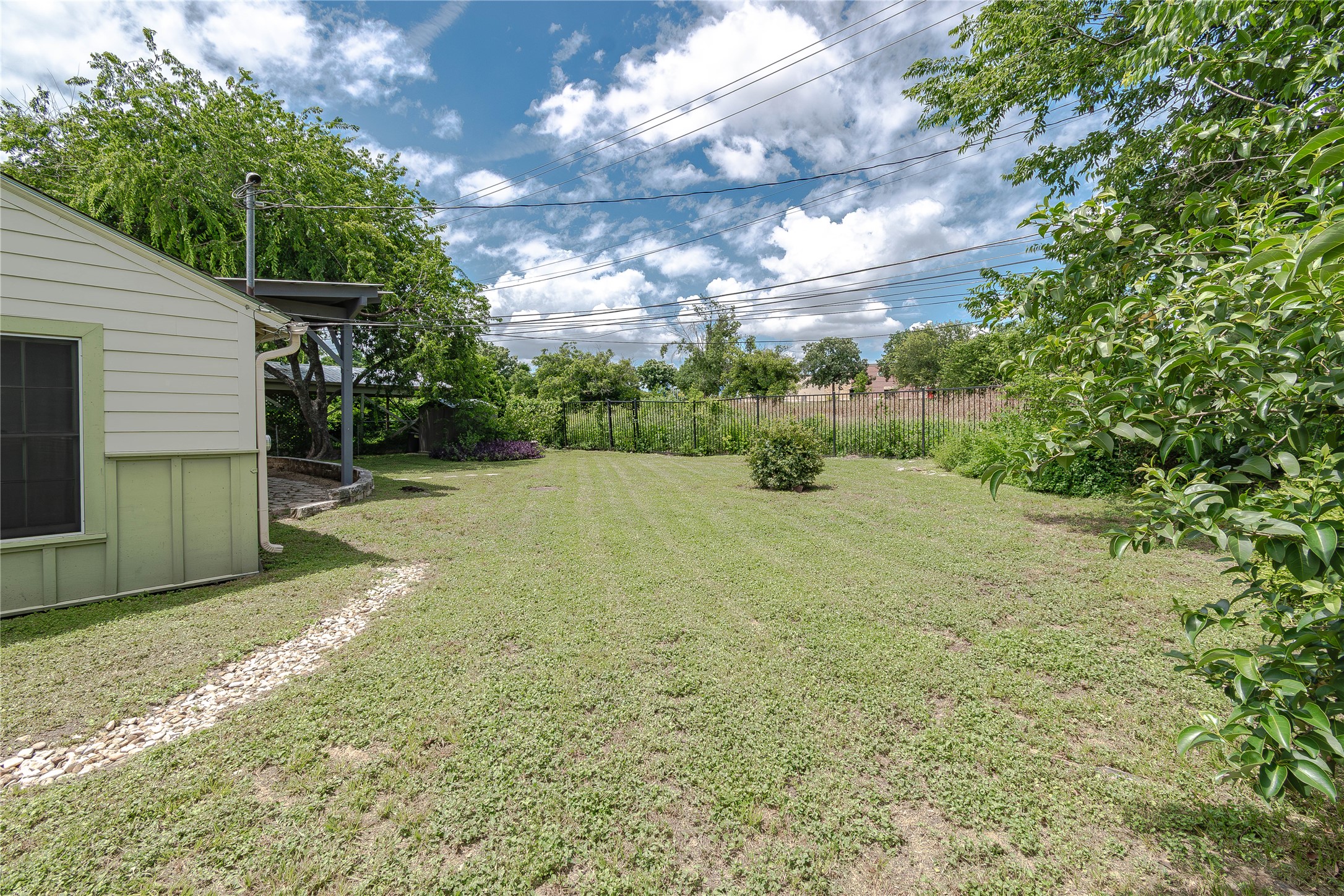 1202 Norwood Road Austin, TX 78722 - Photo 32 of 37