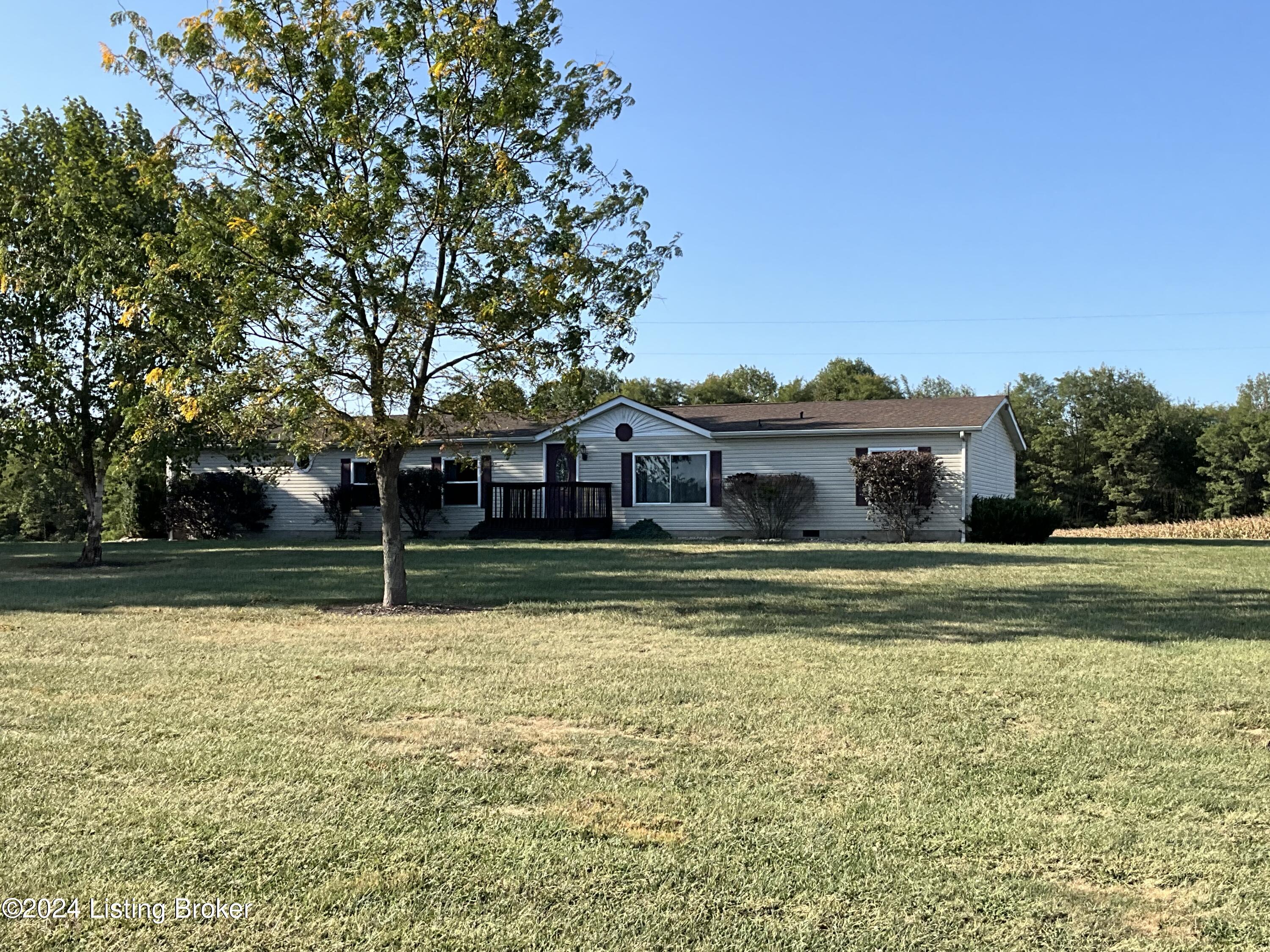 758 Leeport Road Milton, KY 40045 - Photo 2 of 34 IMG_0347