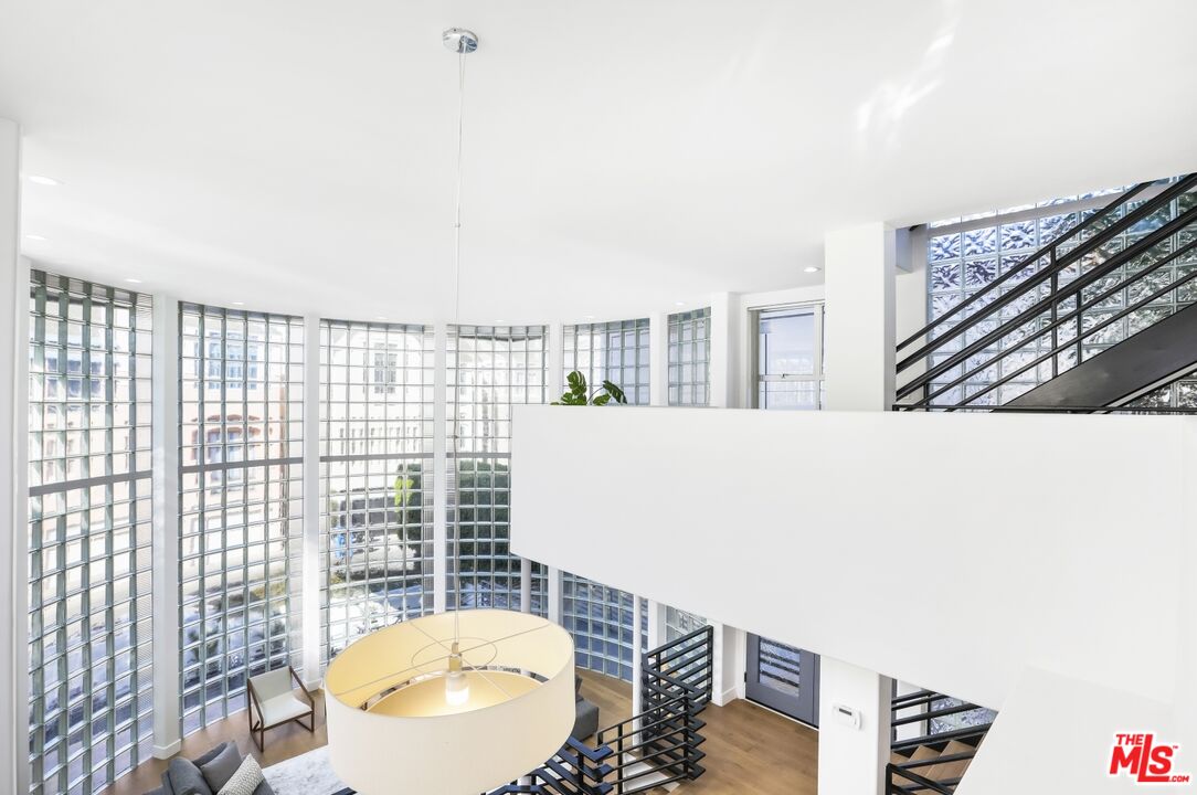124 Roma Court Marina del Rey, CA 90292 - Photo 26 of 50