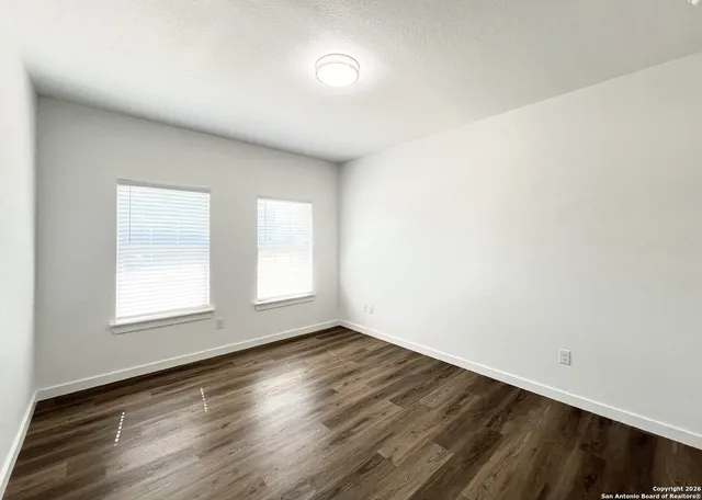 $1,495 | 1307 Whispering Hills Drive, Canyon Lake, TX 78133