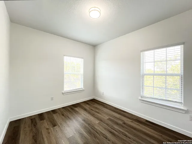 $1,495 | 1307 Whispering Hills Drive, Canyon Lake, TX 78133