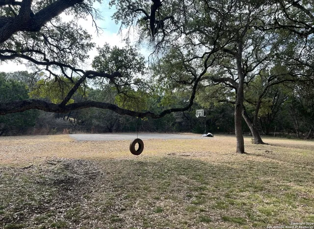 $1,495 | 1307 Whispering Hills Drive, Canyon Lake, TX 78133