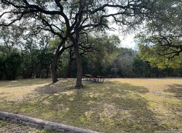 $1,495 | 1307 Whispering Hills Drive, Canyon Lake, TX 78133