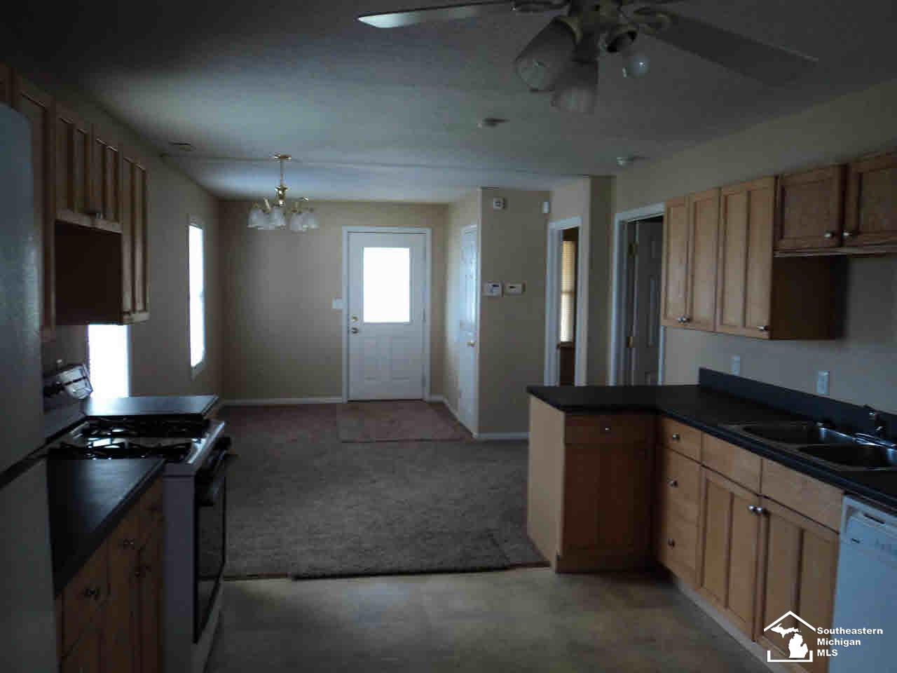 8258 Ida West Road Ida, MI 48140 - Photo 10 of 23