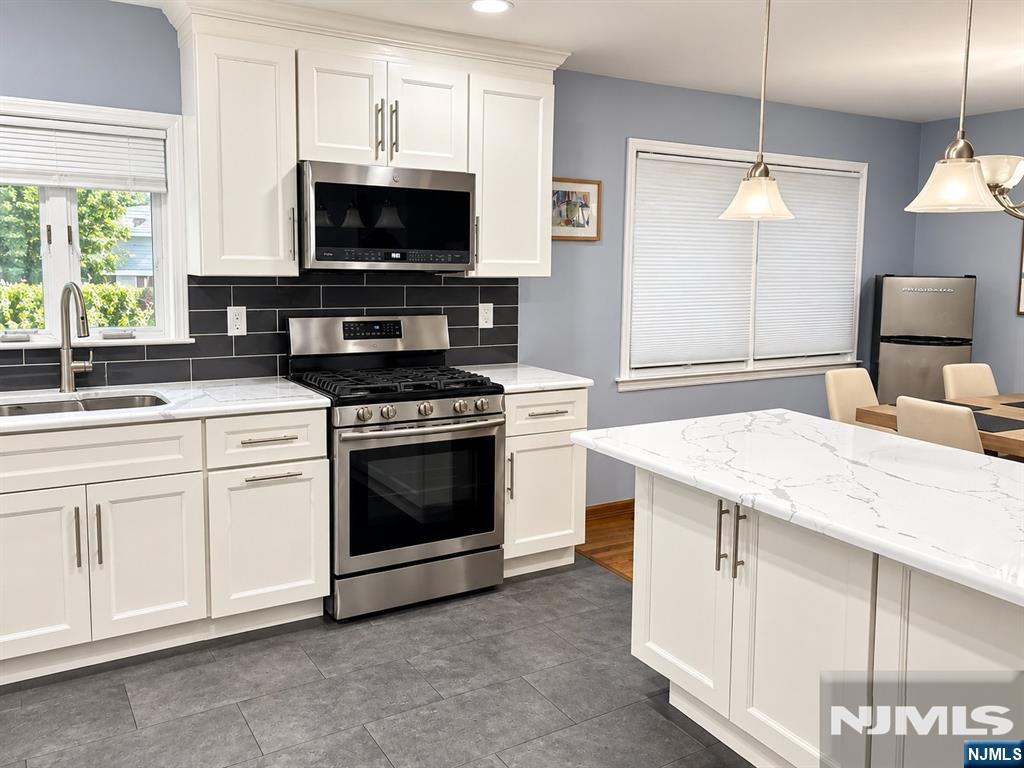 511 Gallows Hill Road Cranford, NJ 07016 - Photo 4 of 19 Gallery Image 4