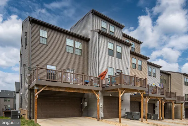 $434,900 | 2010 Track Circle, Fredericksburg, VA 22401