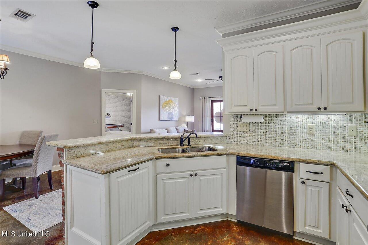 118 Greenfield Ridge Drive Brandon, MS 39042 - Photo 10 of 27 10-118 Greenfield Ridge Dr