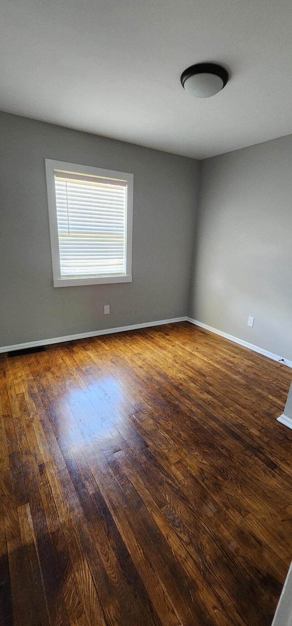 3322 Norwalk Road Columbus, OH 43207 - Photo 17 of 33 Bedroom 1