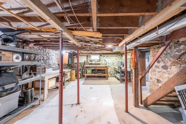 $480,000 | 12356 Jennings Road, Linden, MI 48451